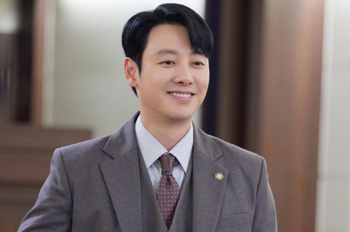 Kim Dong Wook Umumkan Akan Menikah dengan Kekasih Non-Selebriti