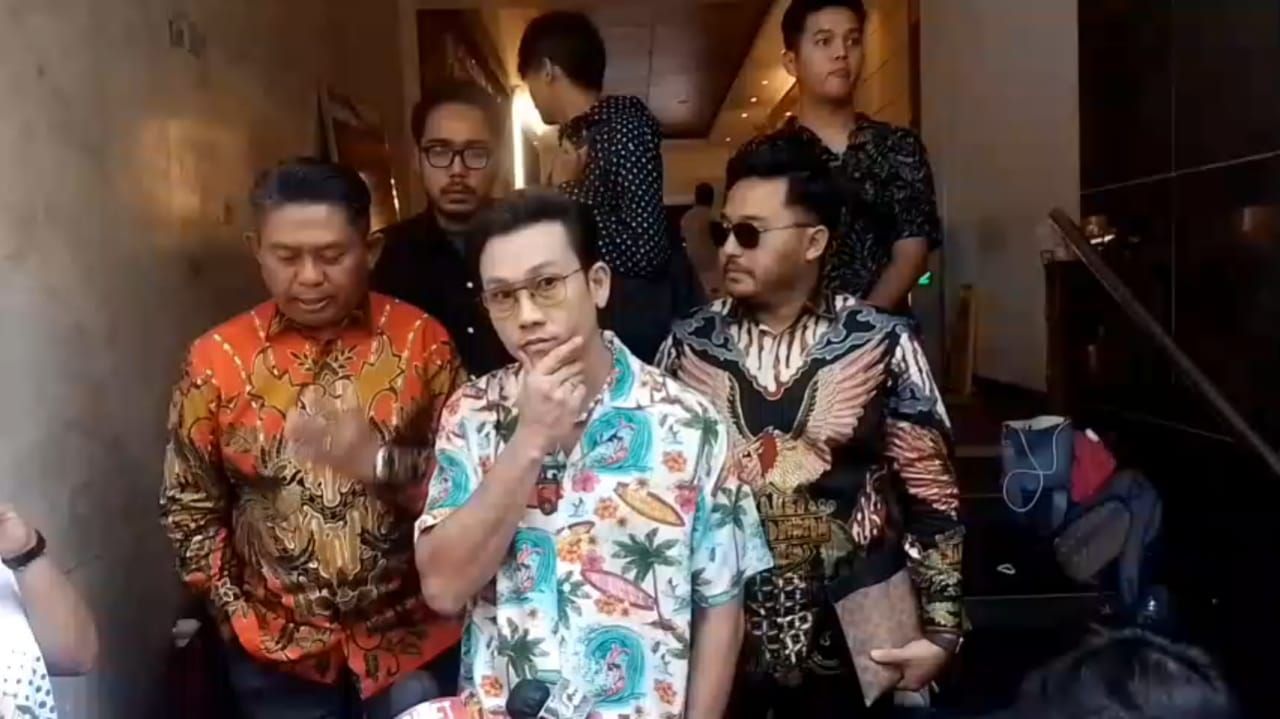 Denny Sumargo Jalani Pemeriksaan Polisi Buntut Laporkan DJ Verny Hasan
