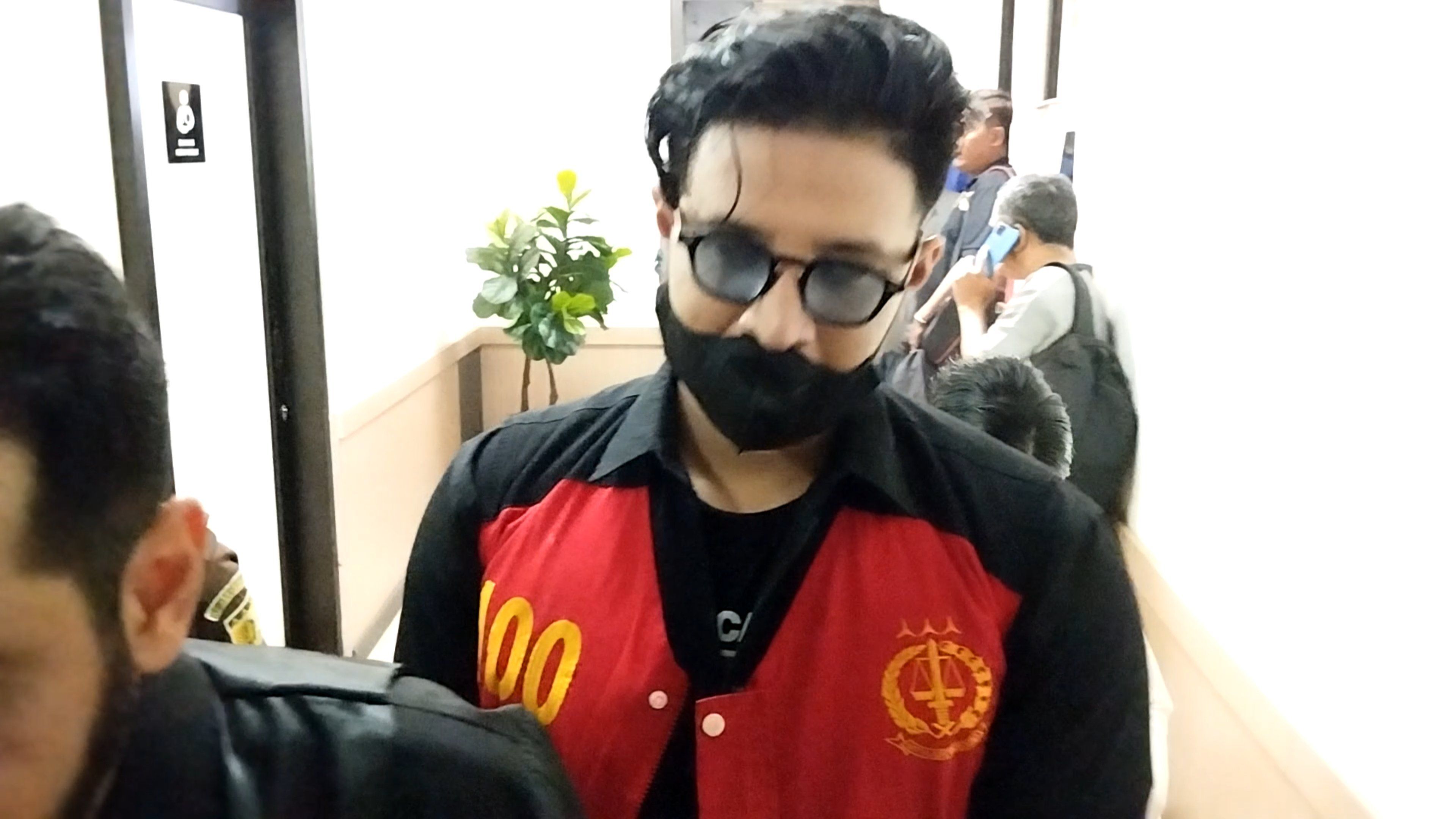 Ammar Zoni Diperkirakan Bebas Dua Pekan Lagi dari Kasus Narkoba