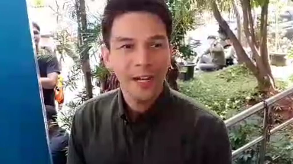 Bikin Pekerjaannya Hancur, Jonathan Frizzy Laporkan Akun Haters ke Polda Metro Jaya