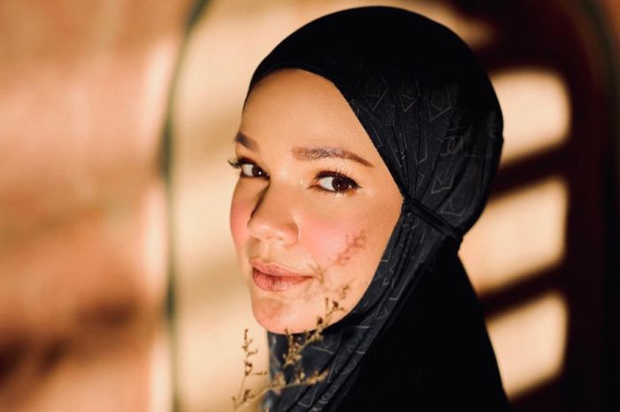 Imbas Kasus Korupsi Harvey Moeis, Netizen Salah Komen di Instagram Dewi Sandra