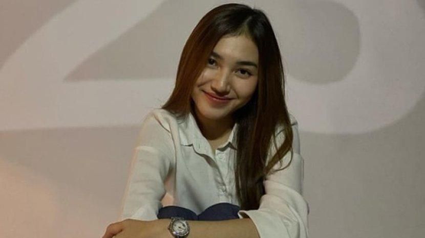 Meninggal Dunia, Ini Profil Melitha Sidabutar  yang Menyusul Kembarannya