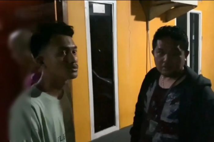 Momen Detik-detik TikToker Galih Loss Ditangkap Polisi Buntut Konten Nistakan Agama