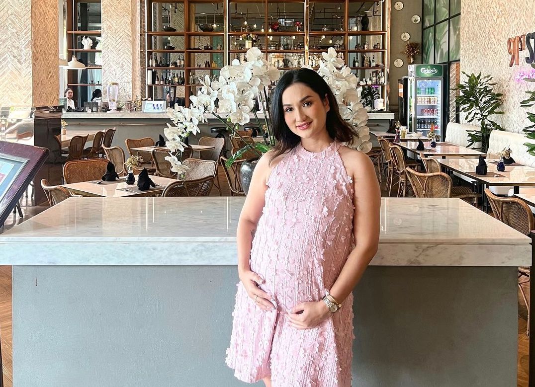 Pasca Bercerai, Tengku Dewi Pilih Fokus Melahirkan dan Putus Komunikasi dengan Andrew Andika