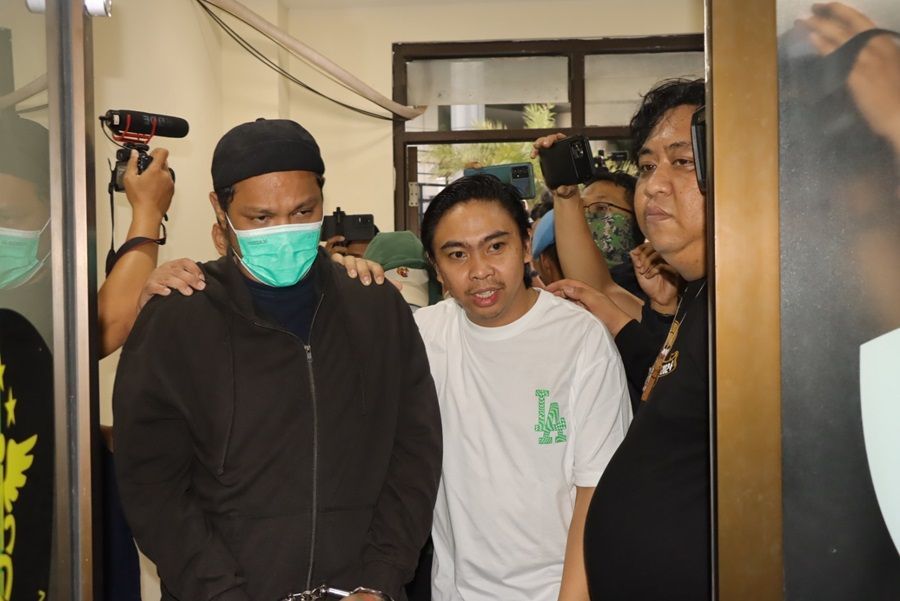 Tampang Virgoun Usai Ditangkap Polisi karena Narkoba: Tertunduk Lesu!
