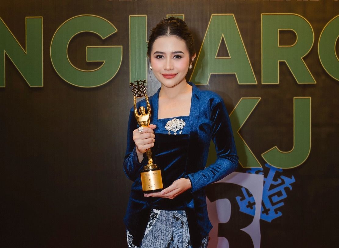 Kembali Berprestasi, Prilly Latuconsina Raih Penghargaan IKJ 2024