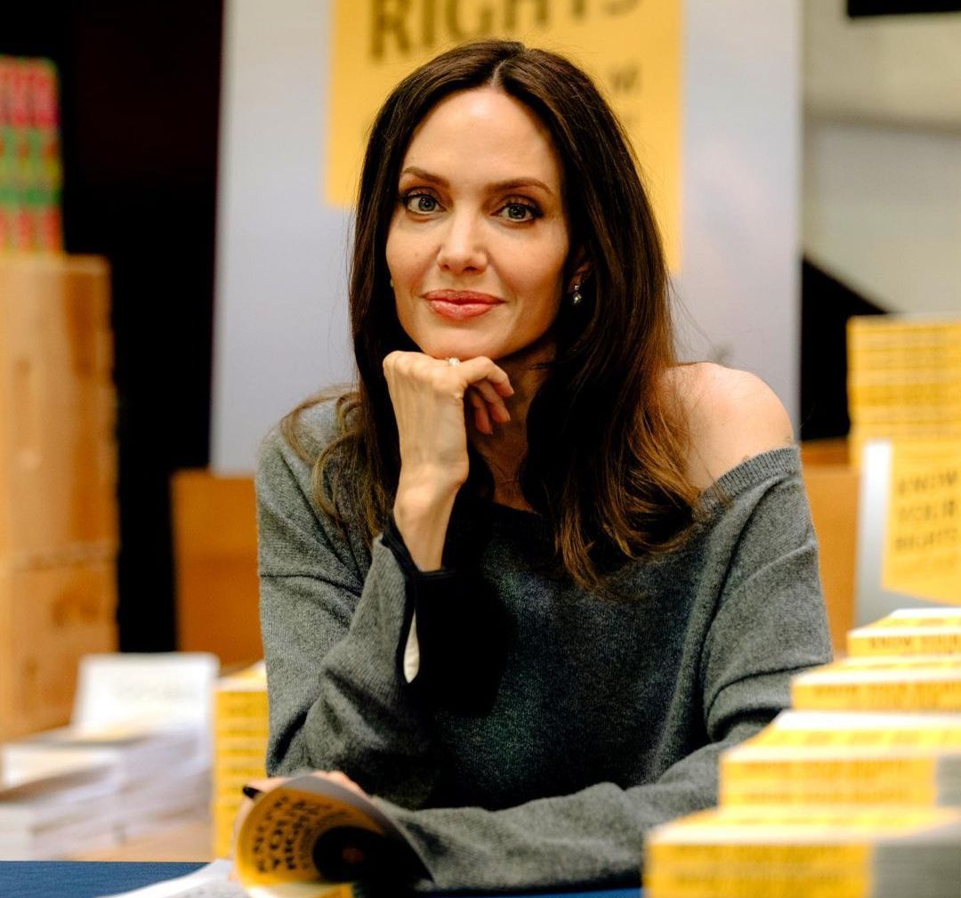 Angelina Jolie Ingin Akhiri Pertarungan Hukum Dengan Brad Pitt