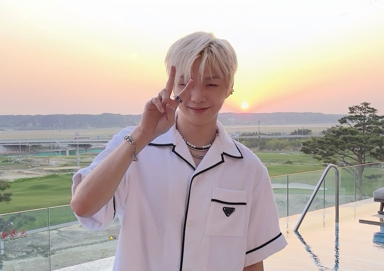 Kang Daniel Resmi Tanda Tangan Kontrak Eksklusif dengan Agensi Baru