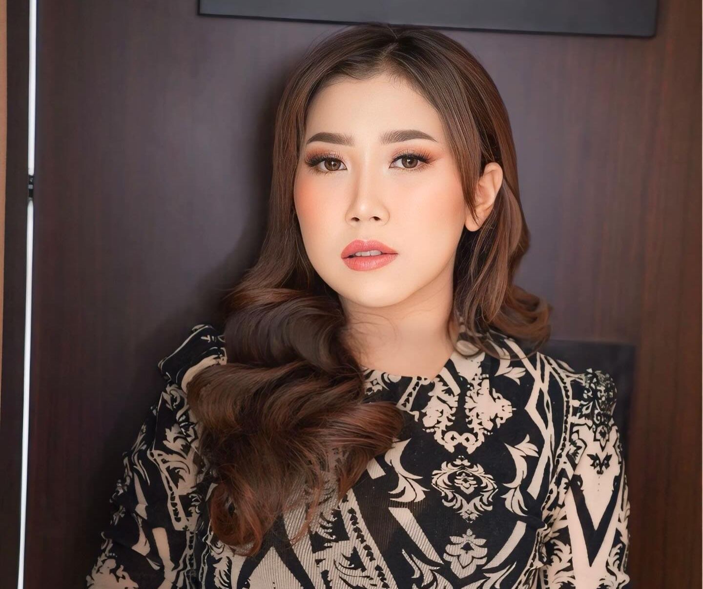Profil dan Agama Kiky Saputri Komedian yang Suka Roasting Pejabat