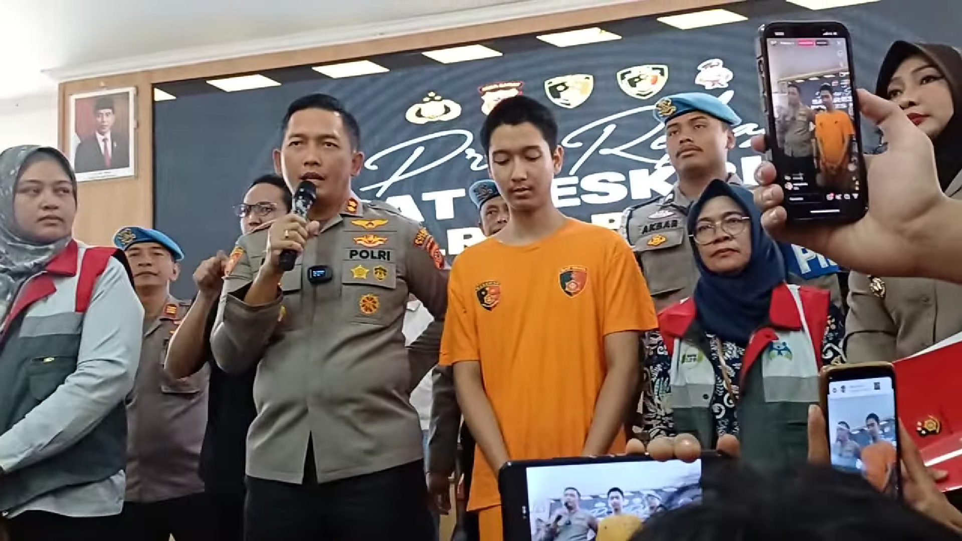 Armor Toreador Akui Aniaya Selebgram Cut Intan Nabila Usai Kepergok Nonton Video Syur