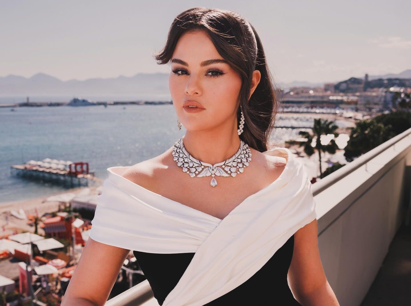 Selena Gomez Tak Bisa Punya Anak karena Masalah Medis, Ngaku Ingin Adopsi