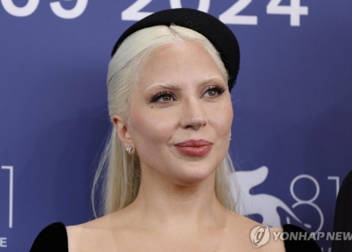 Lady Gaga Ungkap Alasan Tidak Menanggapi Rumor Mengenai Jenis Kelaminnya