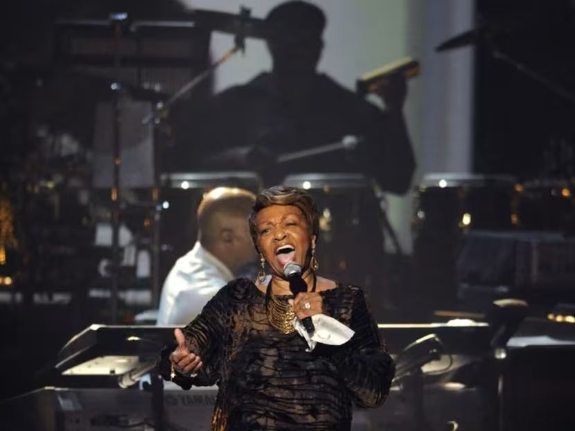 Cissy Houston, Penyanyi dan Ibu Whitney Houston Meninggal Dunia
