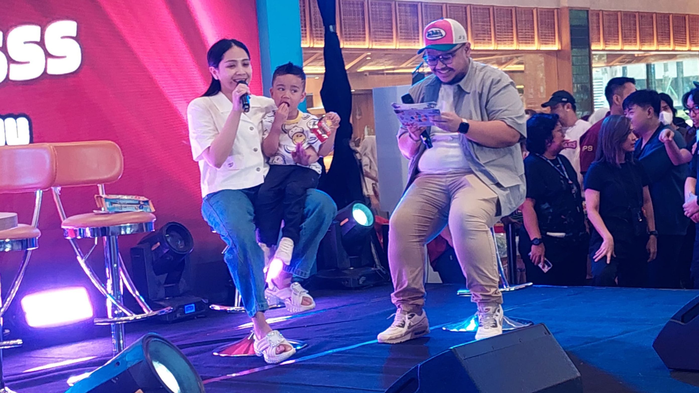Tips Nagita Slavina Pentingnya Memilih Camilan Aman untuk Anak