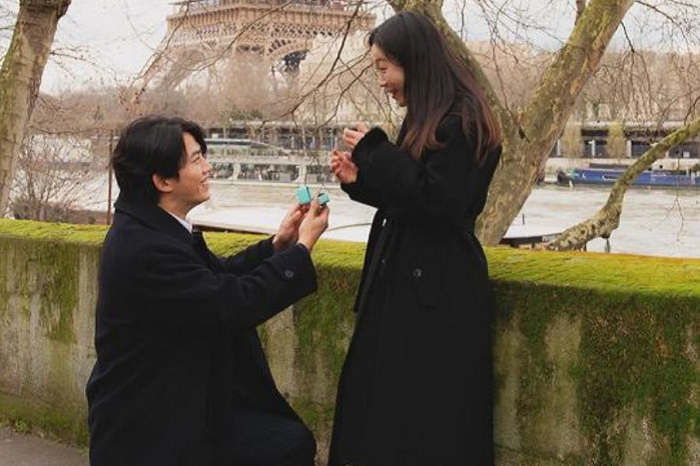 Agensi Taecyeon 2PM Buka Suara Soal Foto Lamaran yang Beredar di Paris