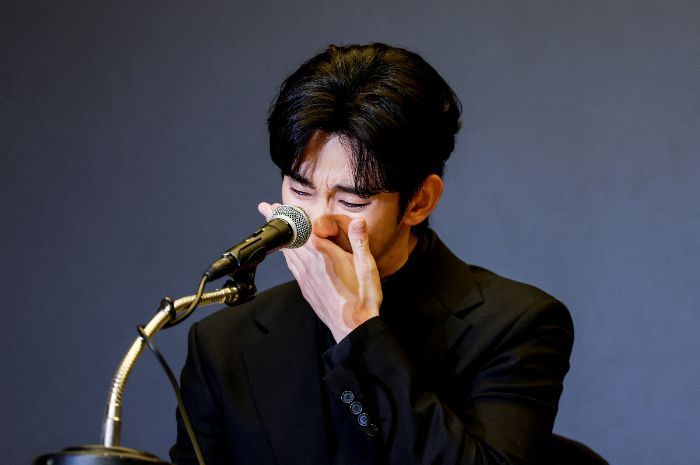 Kim Soo Hyun Terlilit Masalah, Drakor Knock Off Ditunda Tanpa Batas Waktu