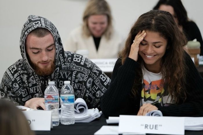 Zendaya Kenang Angus Cloud Seperti Kakak Sendiri: Aku Sangat Bersyukur Mengenalnya Dalam Hidup Ini