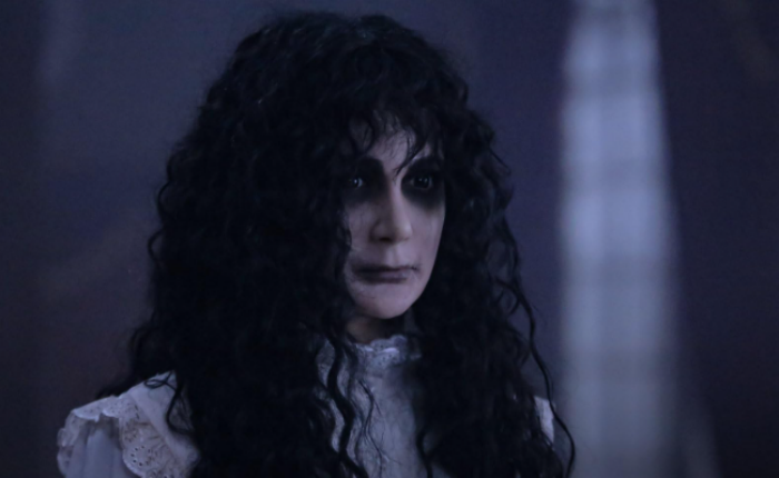 Review Film 'Suzzanna: Malam Jumat Kliwon (2023), Horor Dibalut Komendi yang Lucu 