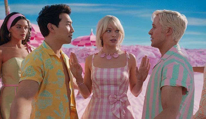 'Barbie' Kalahkan 'The Dark Knight' sebagai Film dengan Pendapatan Domestik Tertinggi Warner Bros