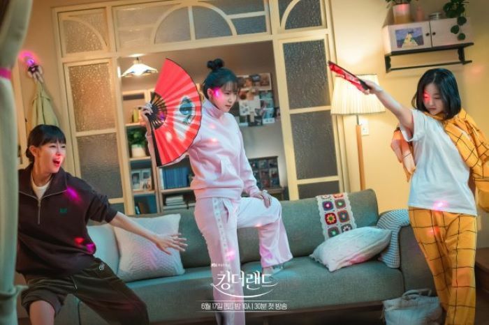 7 Drama Korea Komedi Terbaru 2023, Siap-siap Ngakak! 