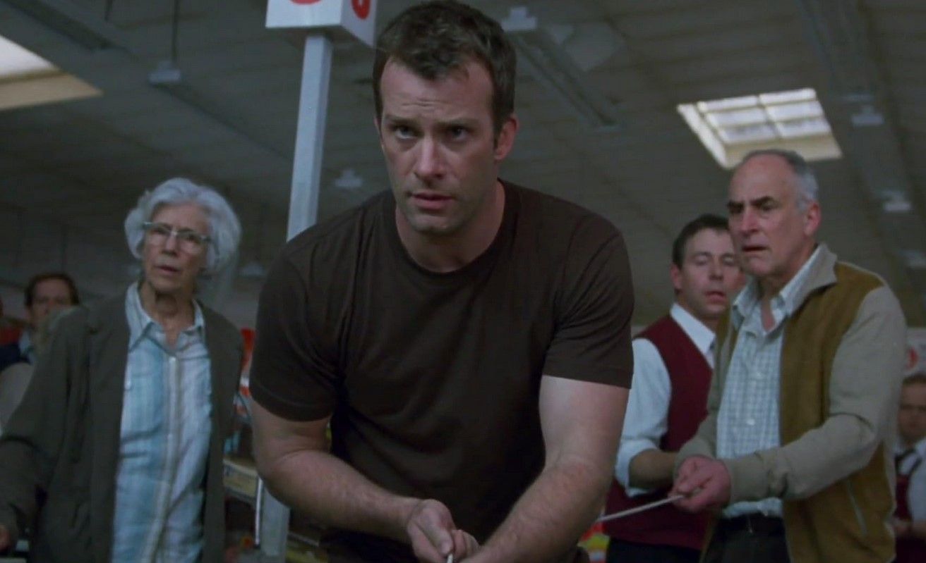 Review The Mist (2007), Film Survival dengan Ending Paling Nyesek