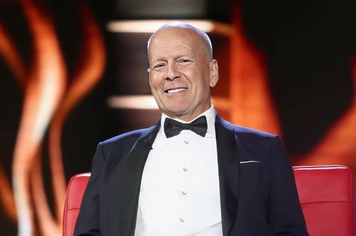 8 Film yang Dibintangi Bruce Willis, Terbaik dan Terbaru 2023!