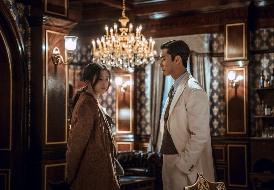 Kisah Cinta Park Seo Joon dan Han So Hee dalam 'Gyeongseong Creature': Tayang Desember 2023 di Netflix