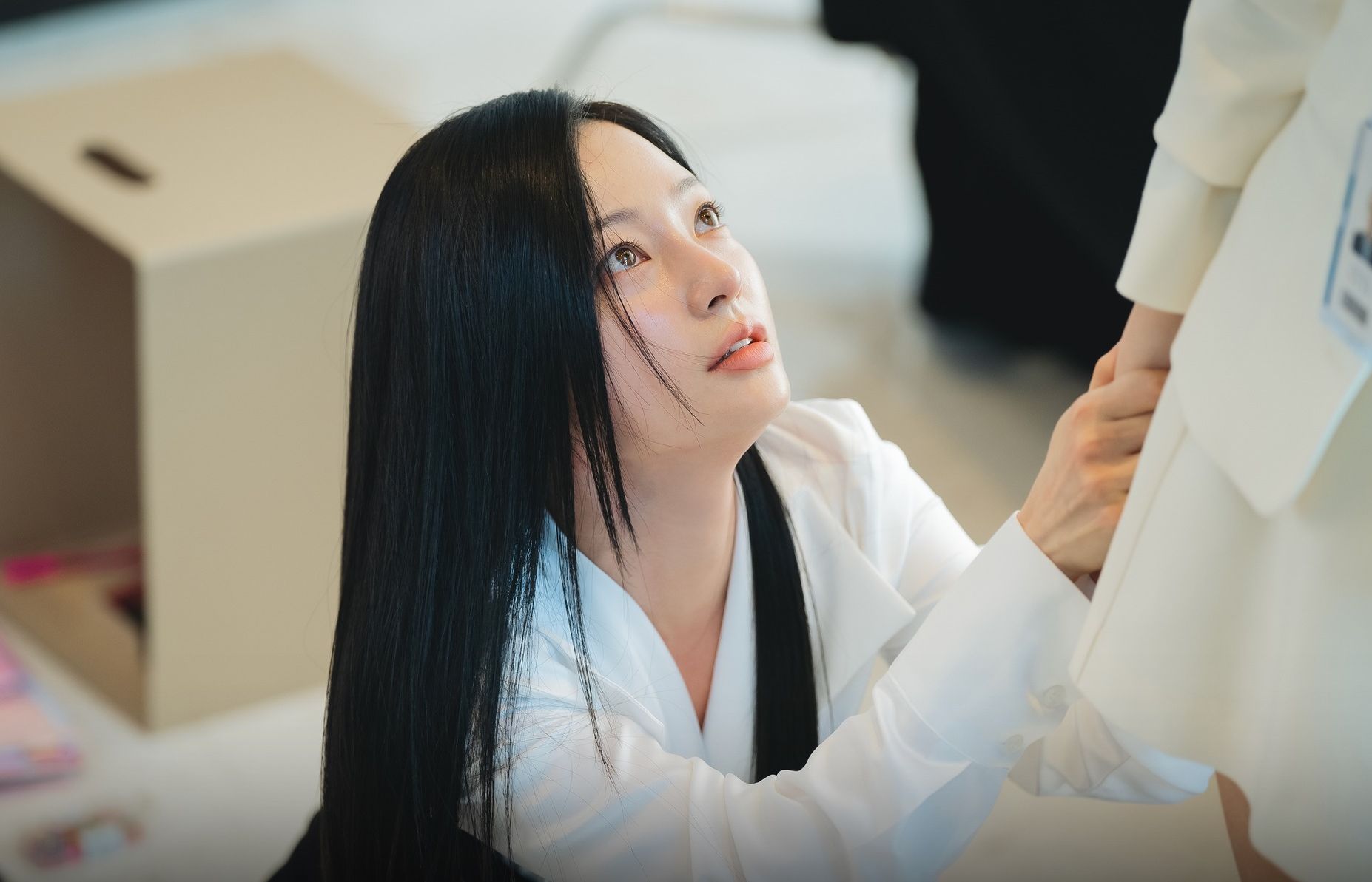 Akting Song Ha Yoon di Cuplikan Episode Baru 'Marry My Husband' Viral: Realistis Beneran!