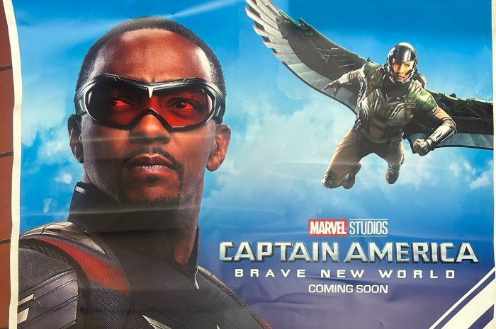Kostum Baru Falcon Terungkap! Joaquin Torres Siap Beraksi di 'Captain America: Brave New World'