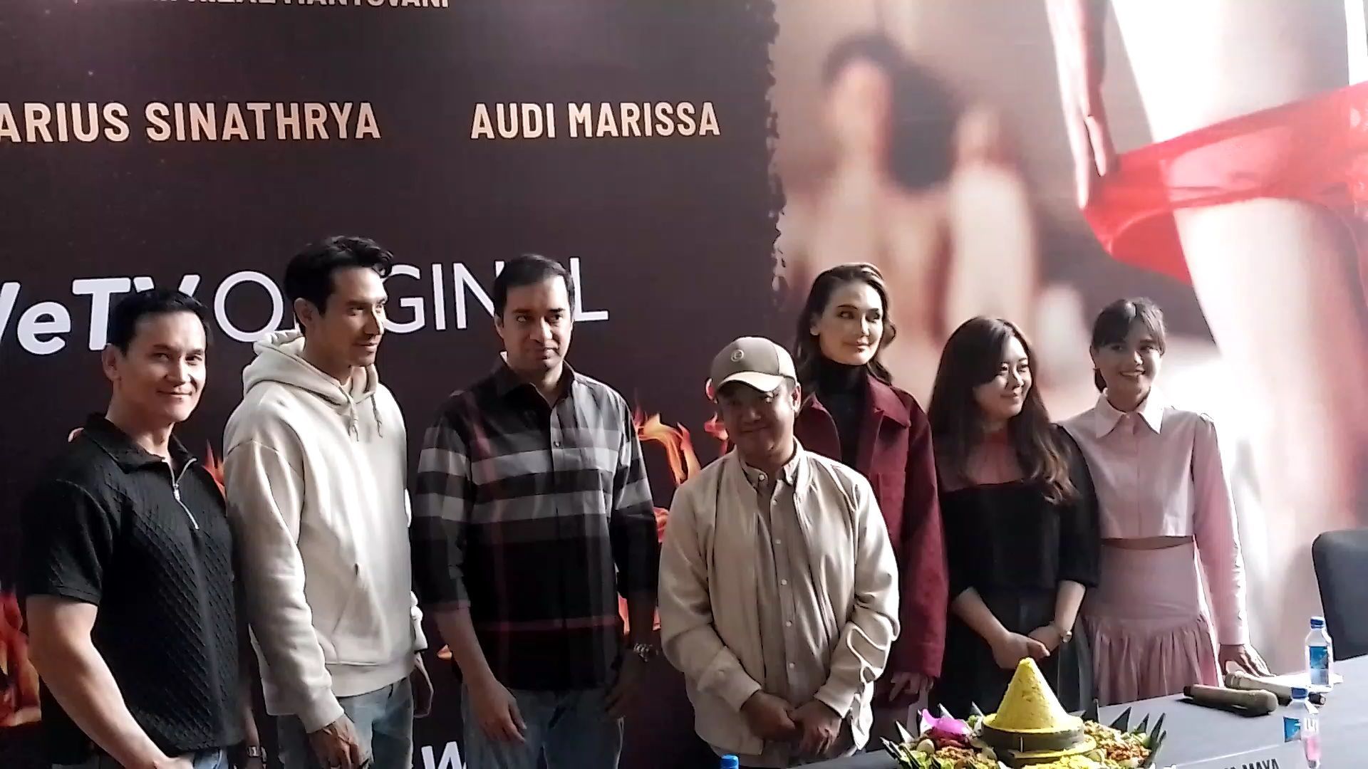 Darius Sinathrya hingga Luna Maya Beradu Akting di 