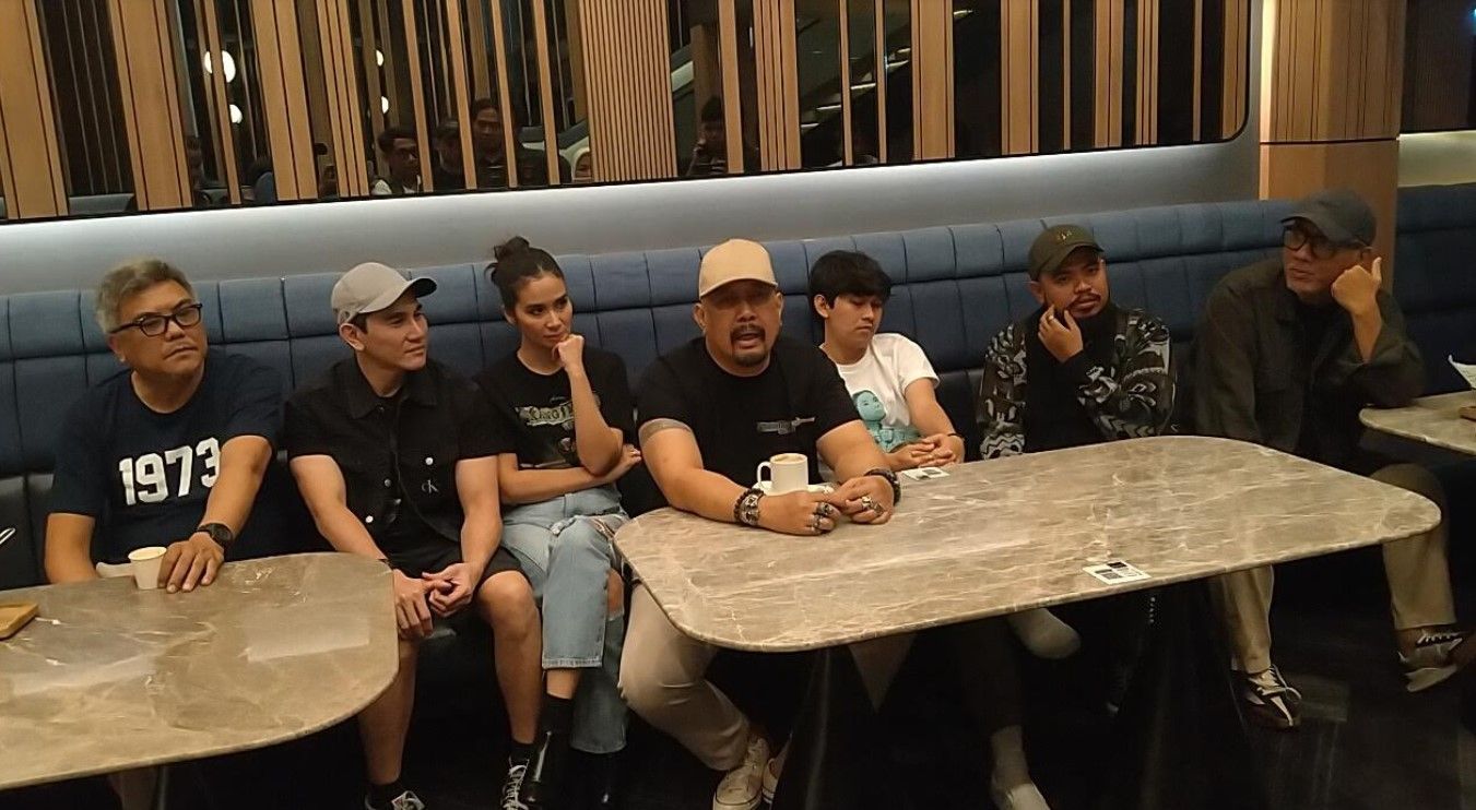 Tembus 2,6 Juta Penonton dalam 10 Hari, Kang Mak From Pee Mak Gelar Nobar Komunitas Tunanetra