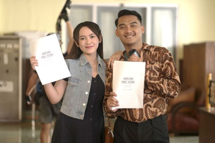 Dibintangi Happy Asmara dan Gilga Sahid, Ini Sinopsis Film 'Ambyar Mak Ambyar'