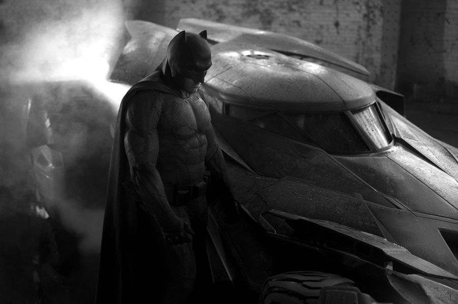 Batman Jadi Superhero Pertama yang Terpampang di Hollywood Walk of Fame: Iron Man Minggir Dulu!