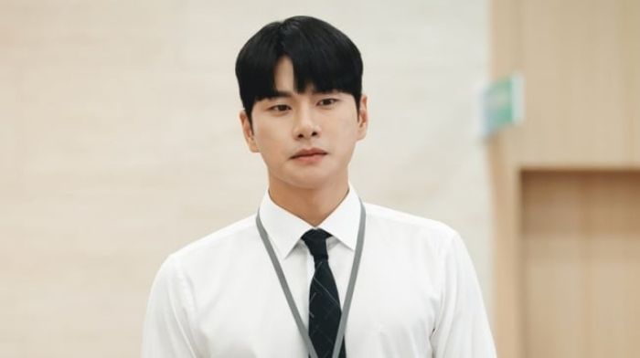 7 Rekomendasi Film dan Drakor Terbaik Lee Yi Kyung