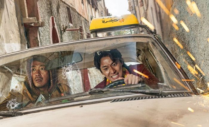 Sinopsis dan Review Ransomed, Film Action Thriller Ha Jung Woo dan Ju Ji Hoon Dibumbui Komedi