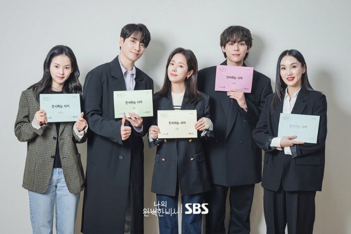Han Ji Min dan Lee Joon Hyuk Hadir di Pembacaan Naskah Drakor Komedi Romantis Baru ‘Love Scout’