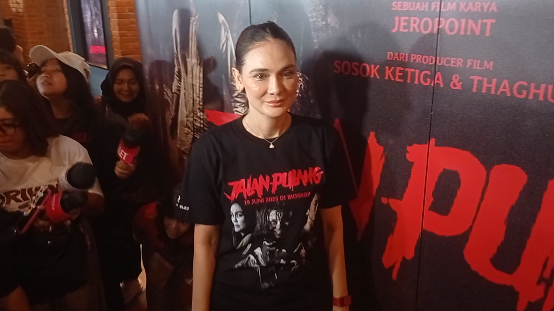 Main di film Horor 'Jalan Pulang', Luna Maya Ungkap Perannya Sebagai Ibu yang Melawan Teror Gaib