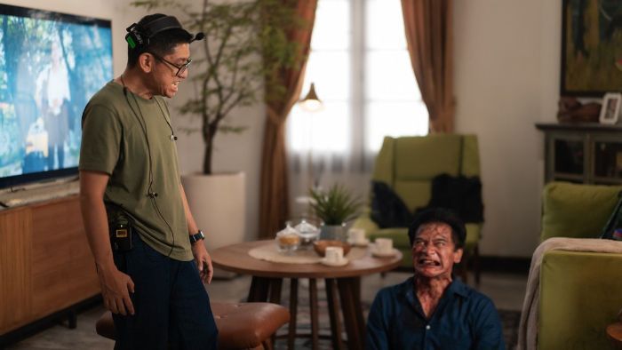 Sutradara Film Zombi 'Abadi Nan Jaya' Kerjasama dengan Tim Produksi 'Kingdom'