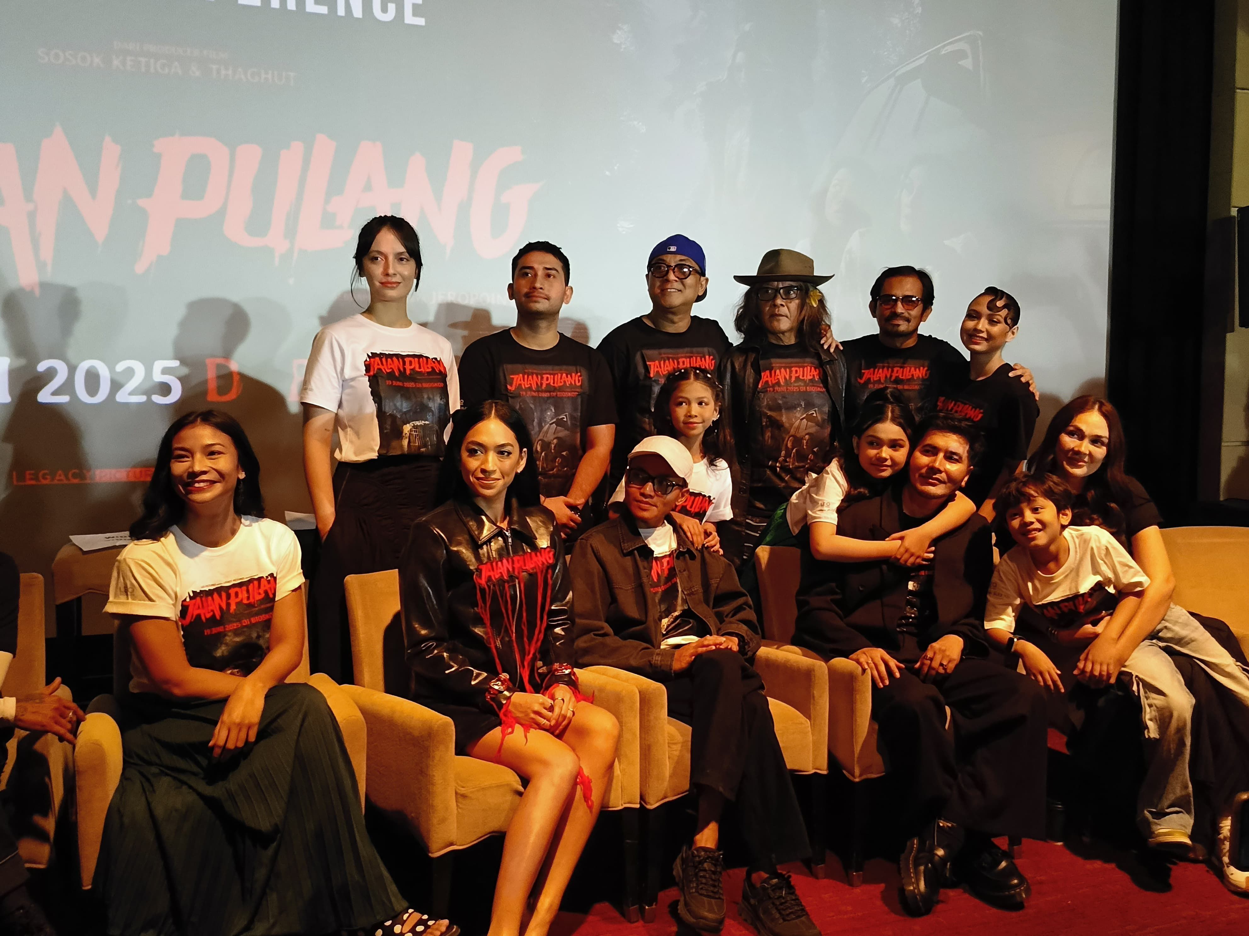 Luna Maya Hadapi Tantangan Berat di Film Horor Terbaru Jalan Pulang
