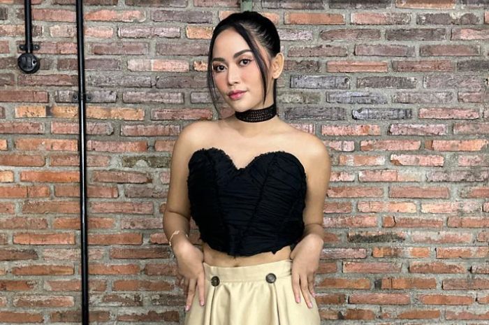 Rachel Vennya Pakai Kalung Choker Mutiara Seharga Rp60 Ribuan, Netizen Heran: Dia yang Make Berasa Jutaan
