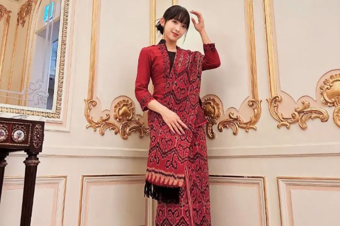 Potret Dita Karang Kenakan Kebaya Merah di Resepsi Diplomatik Indonesia-Korea : Auranya Tumpah Banget! 