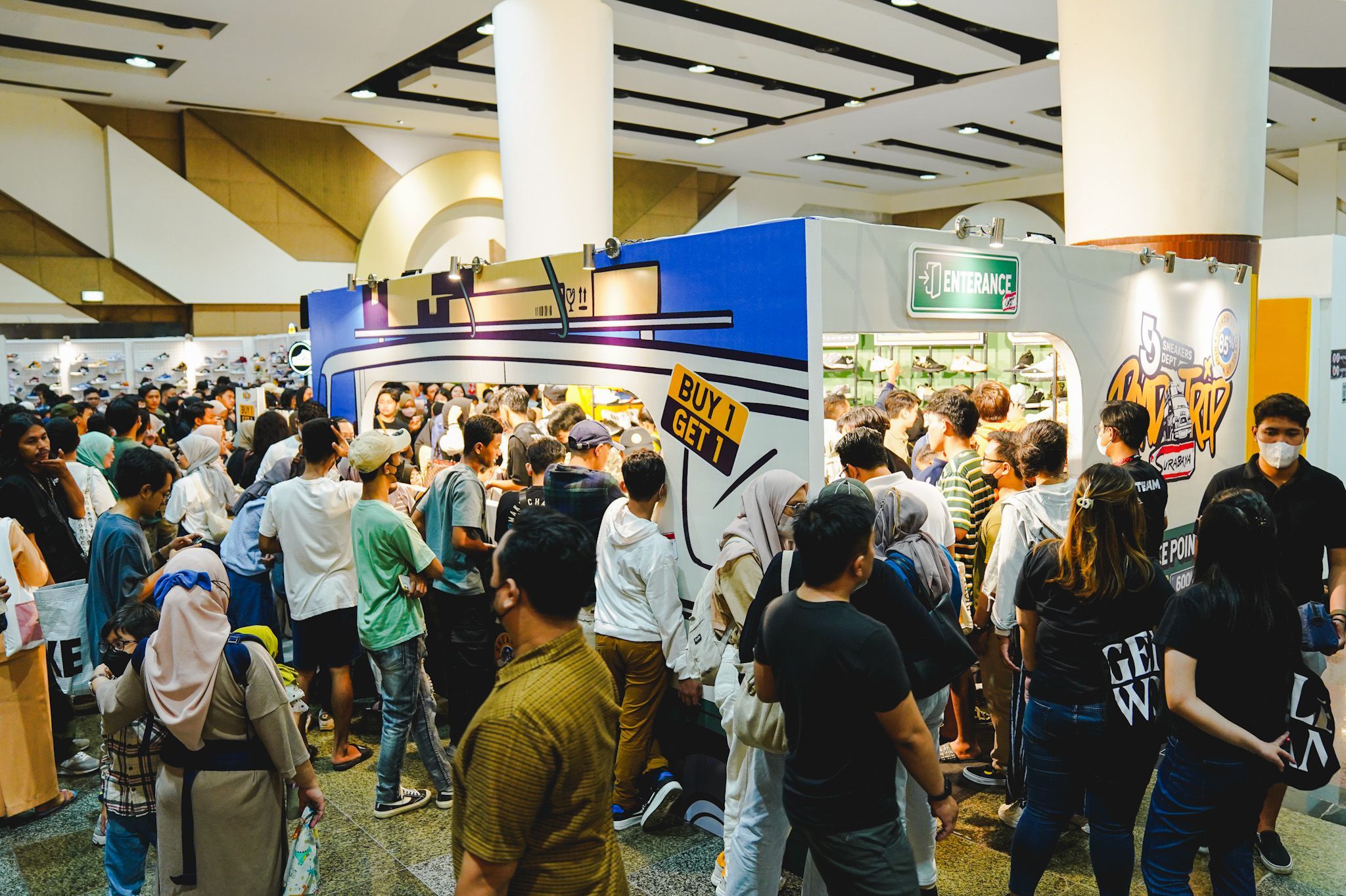 USS Downtown Market Medan Hadir Membawa Fashion Brand Pilihan Hingga Ratusan Sneaker Murmer di Delipark