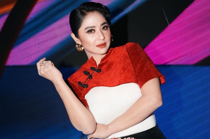 Dewi Perssik Ngaku Ogah Lakukan Operasi Plastik, Meski Dapat Tawaran Gratis di Korea