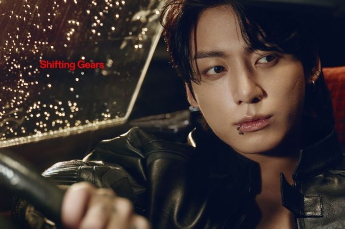 Jungkook BTS Cetak Sejarah Jadi Artis Kpop Pertama Tampil di Cover Majalah 'Dazed UK'