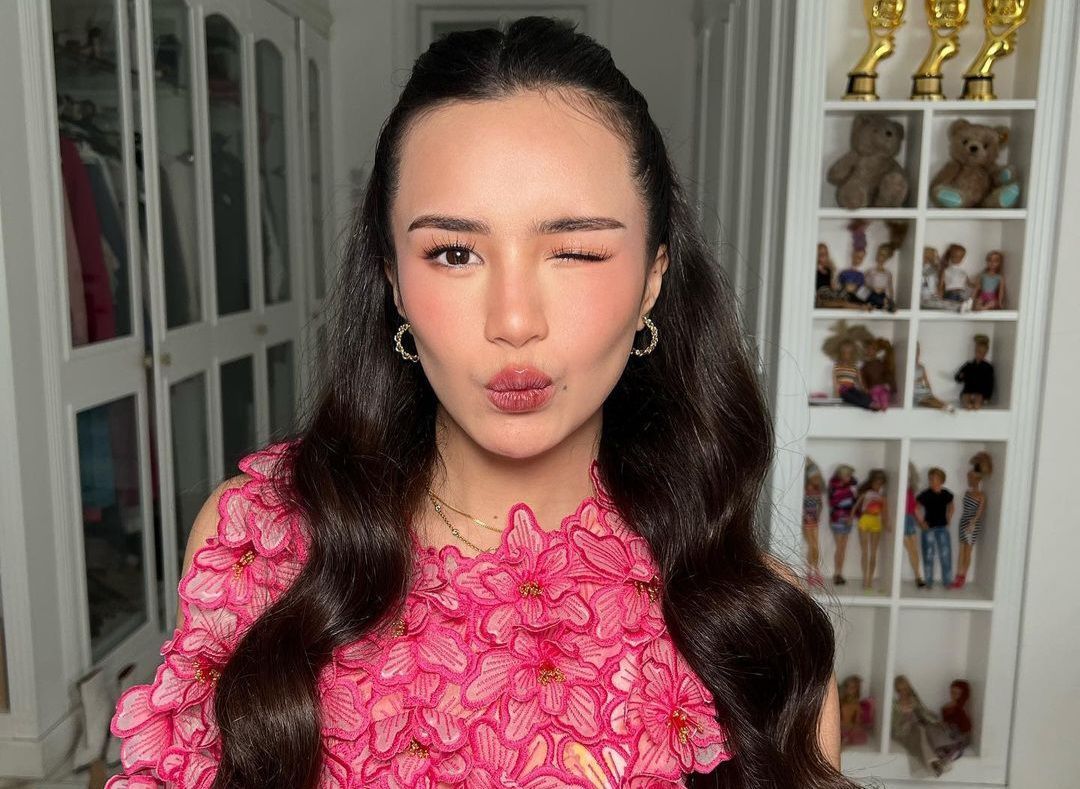 Beby Tsabina Suka Ombre Lipstik, Look-nya So Cute dan Fresh