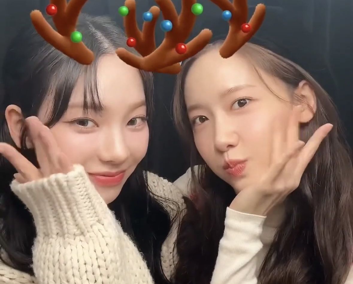 Visual Attack! Yoona SNSD dan Karina aespa Lakukan Challenge 
