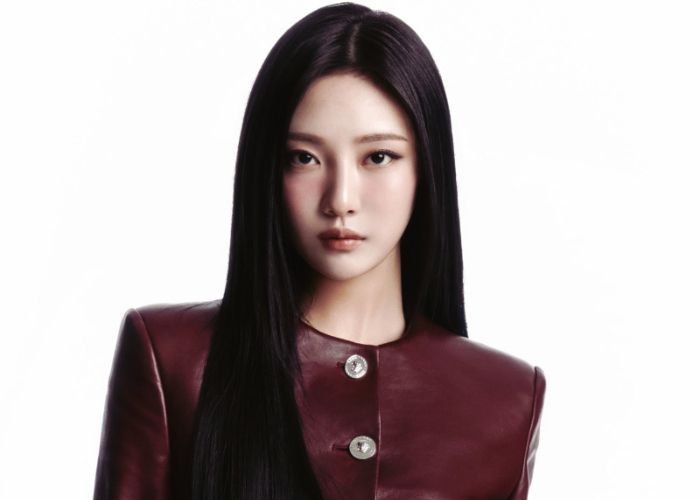 Jadi Duta Global Baru Versace, Ningning Aespa: Saya Berharap Banyak Orang yang Tunjukkan Kepercayaan Diri