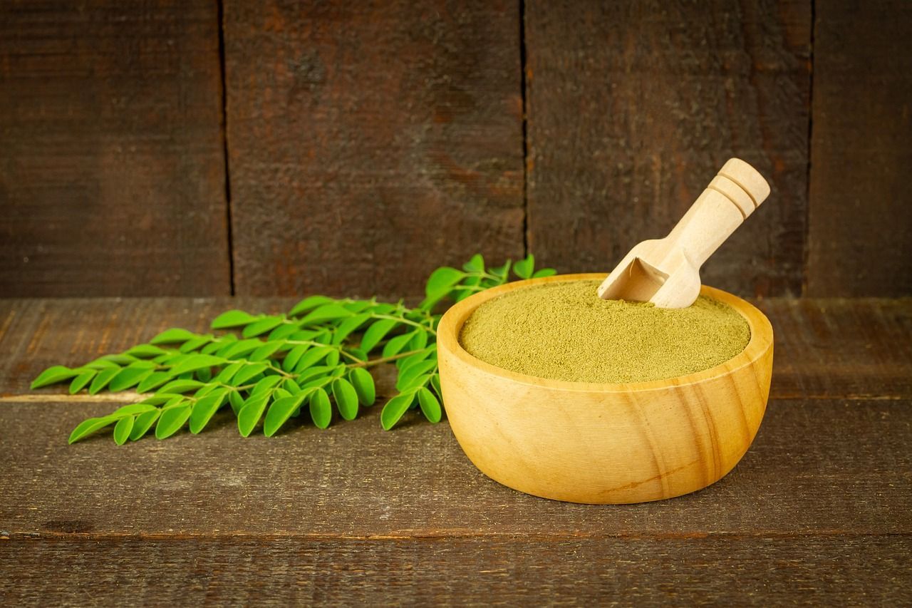 Mengulik Manfaat dan Cara Membuat Masker Daun Kelor, Ternyata Bisa Sembuhkan Jerawat Lho!