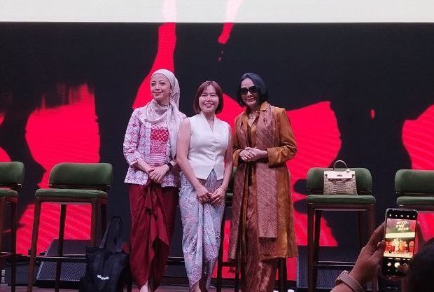 Indonesia Fashion Week 2024 Segera Digelar, Usung Tema 'Langgam Jakarta Teranyam'