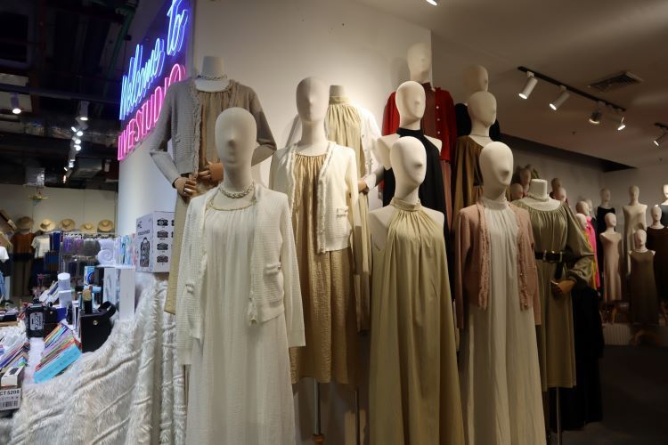 Bukan Hanya Fashion Korea dan Jepang, Ini 4 Alasan Fashion Bangkok Juga Trend di Indonesia